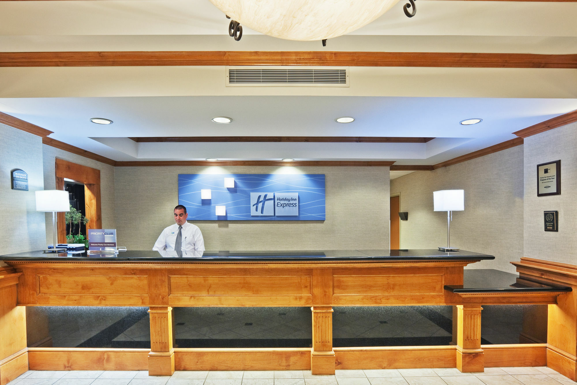 Holiday Inn Express Hotel & Suites Lawton-Fort Sill By Ihg Interno foto