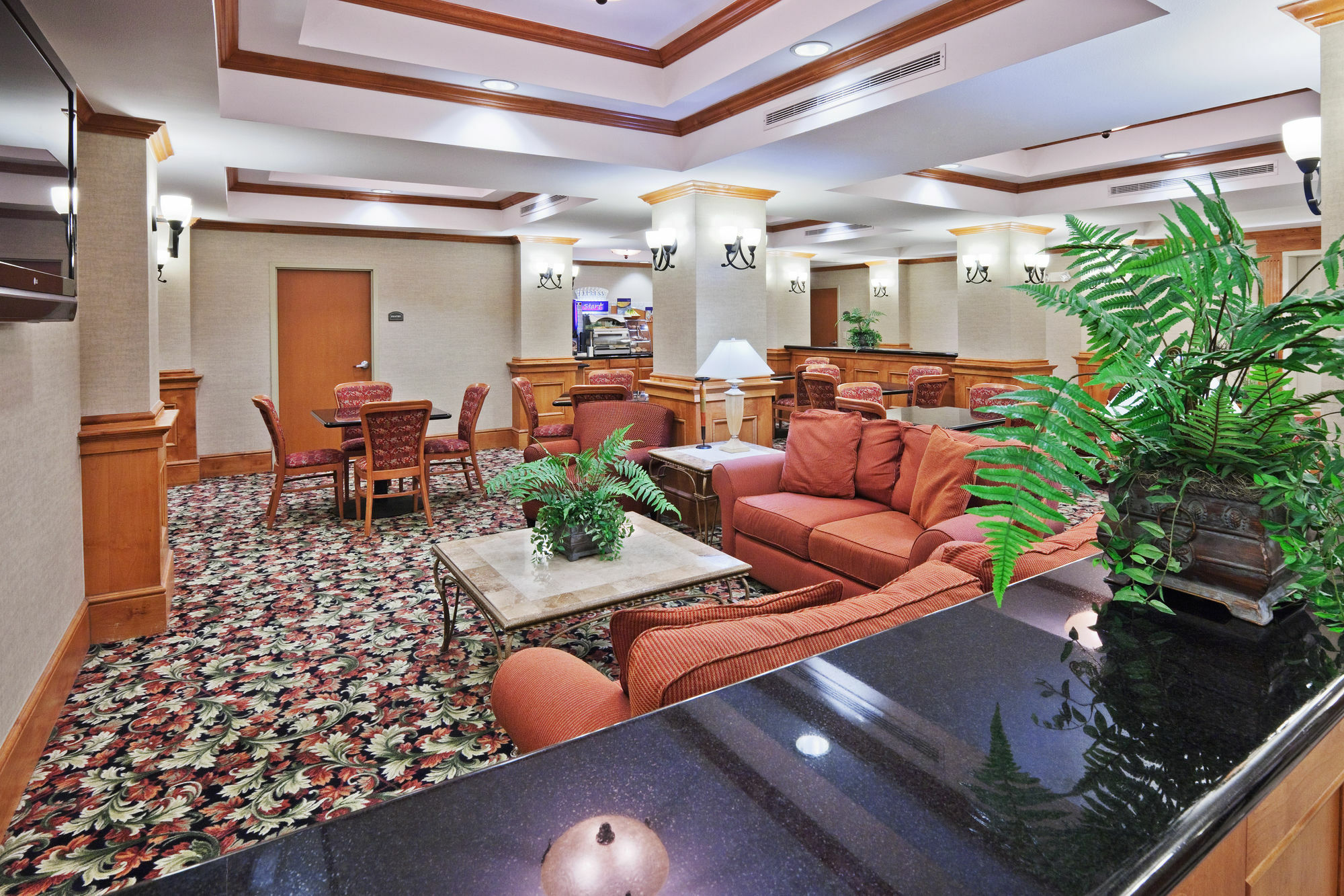 Holiday Inn Express Hotel & Suites Lawton-Fort Sill By Ihg Esterno foto