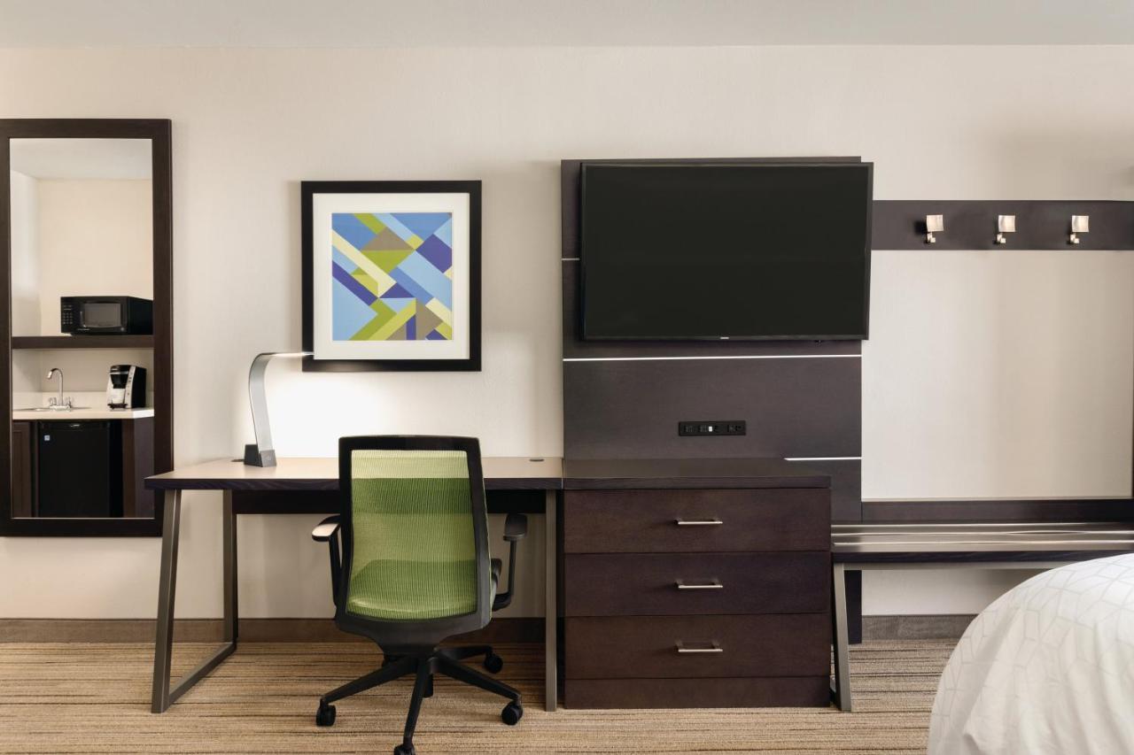 Holiday Inn Express Hotel & Suites Lawton-Fort Sill By Ihg Esterno foto